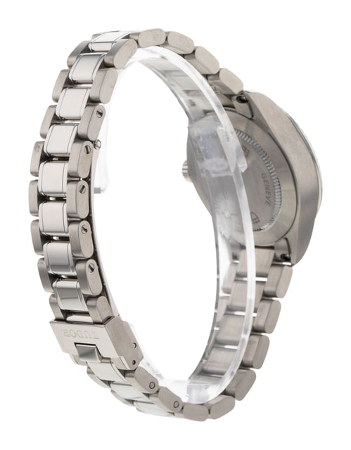 Tudor Style M12110-0001 Image 3